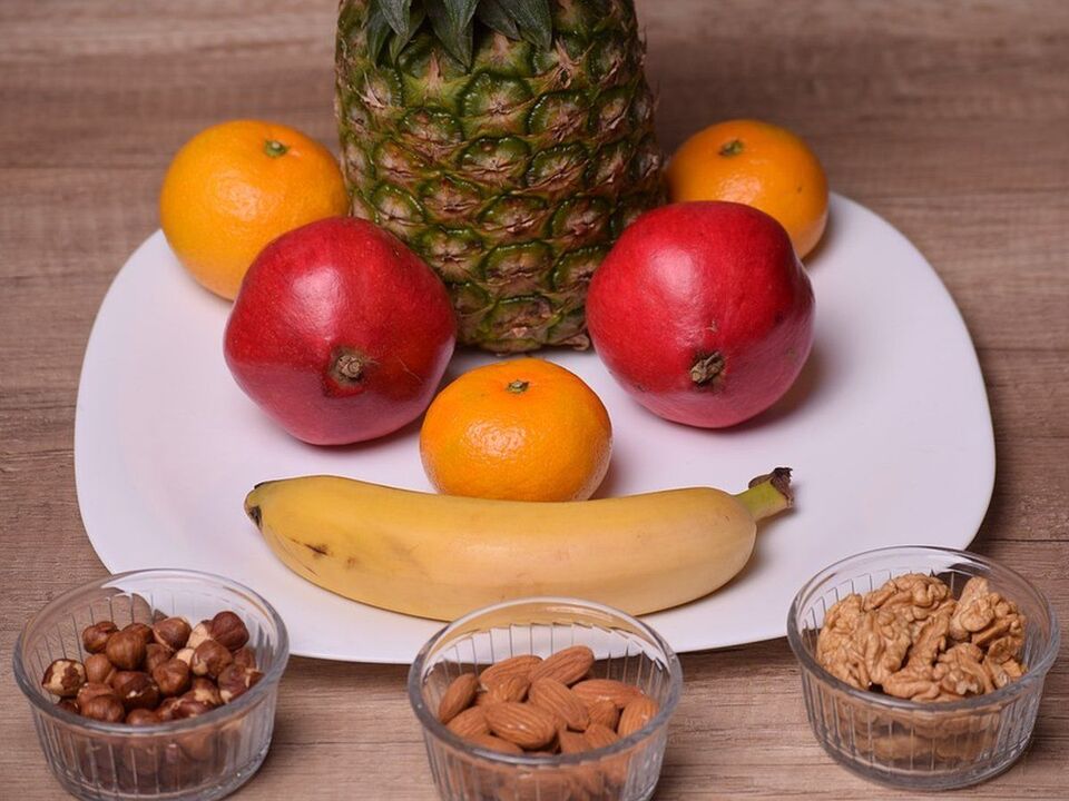 Fruits and nuts enhance benefits